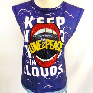 Womens Short Sleeve Sequined Lip print